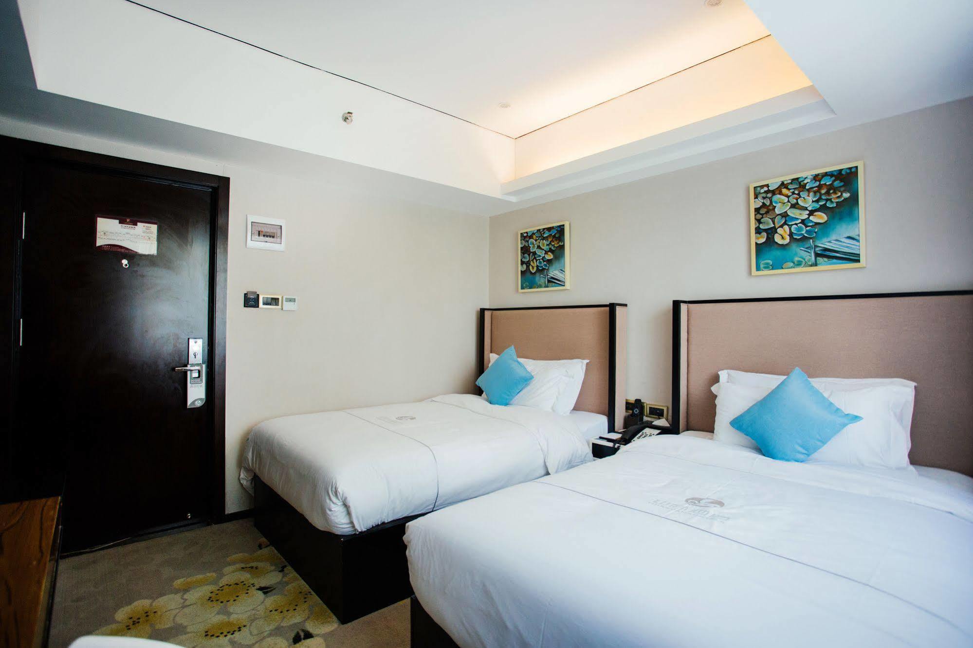 Insail Hotels Zhujiang New Town Jinan University Branch Kanton Exteriér fotografie