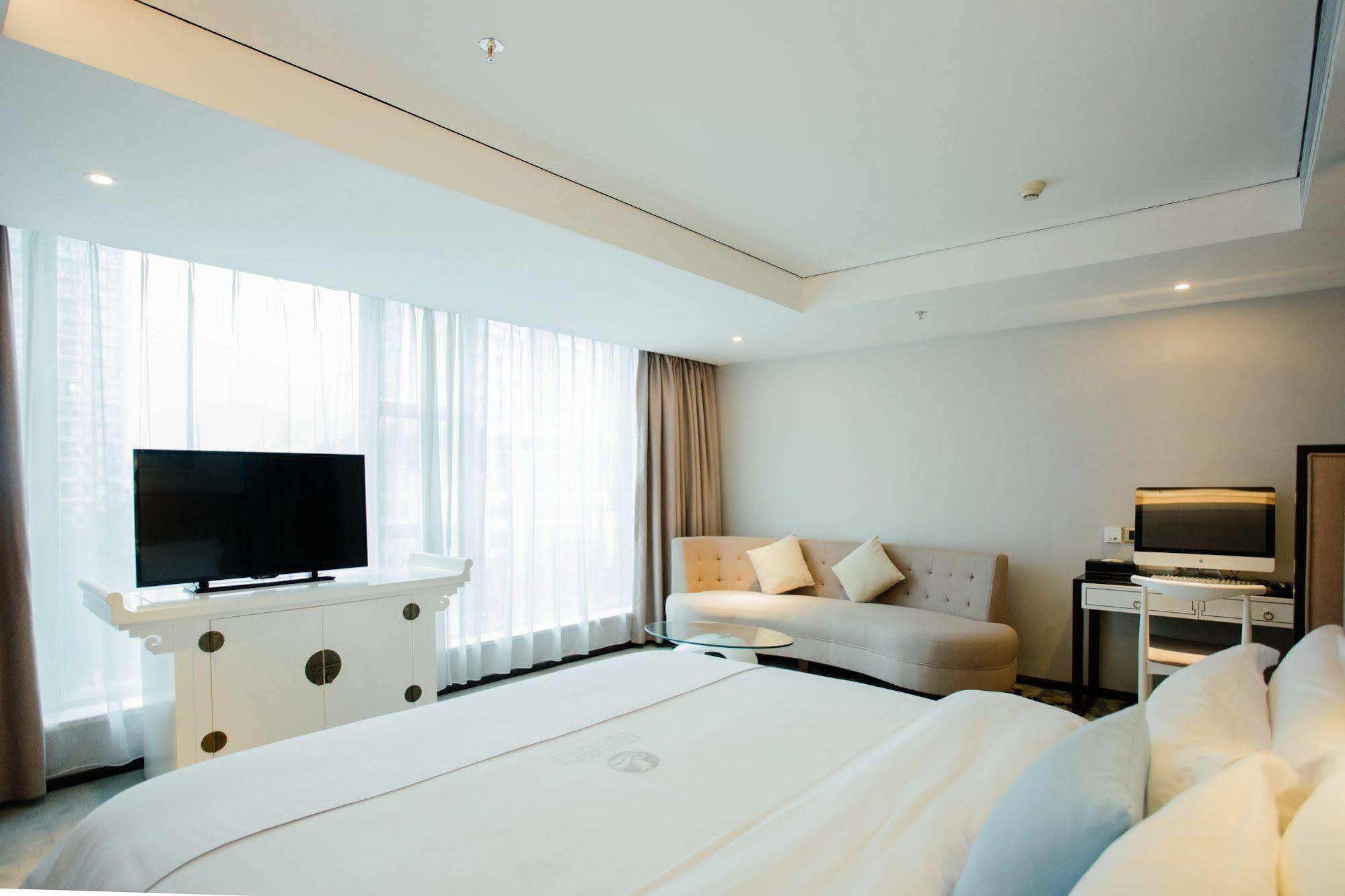 Insail Hotels Zhujiang New Town Jinan University Branch Kanton Exteriér fotografie