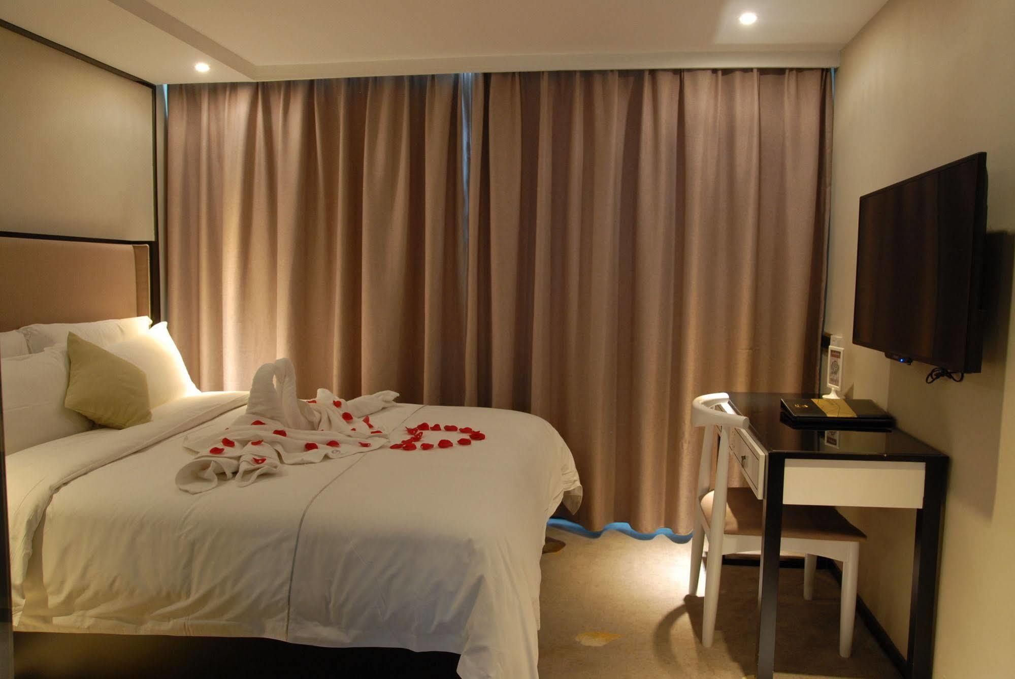 Insail Hotels Zhujiang New Town Jinan University Branch Kanton Exteriér fotografie