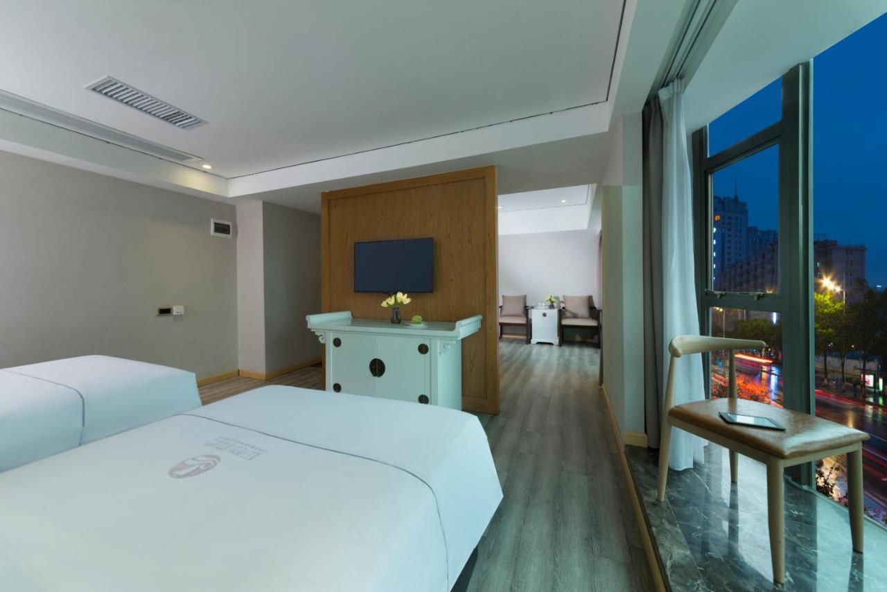 Insail Hotels Zhujiang New Town Jinan University Branch Kanton Exteriér fotografie