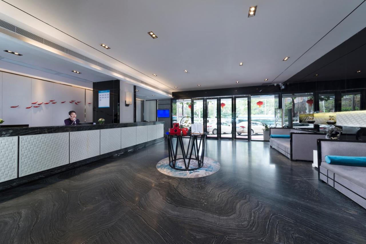 Insail Hotels Zhujiang New Town Jinan University Branch Kanton Exteriér fotografie